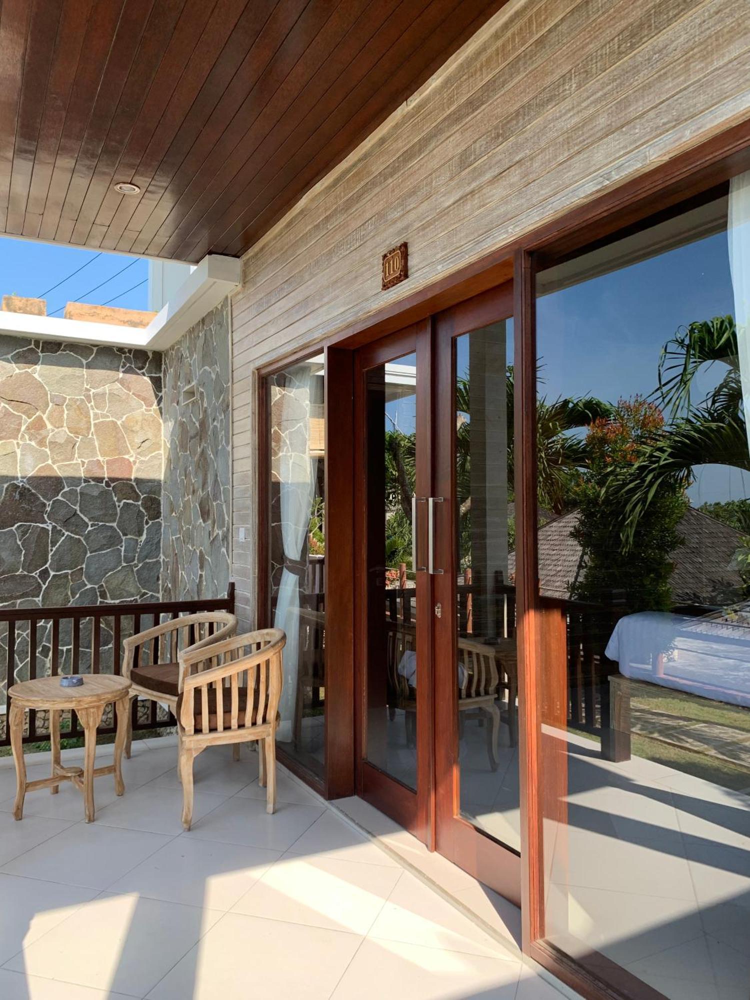 Jenggala Hill Hotel Nusa Lembongan Kültér fotó