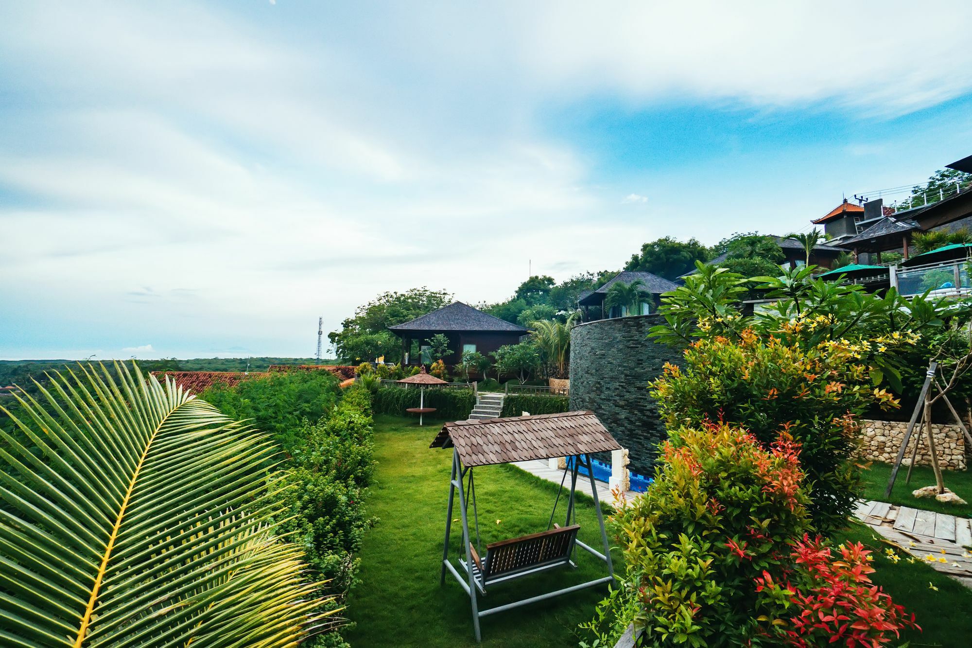 Jenggala Hill Hotel Nusa Lembongan Kültér fotó