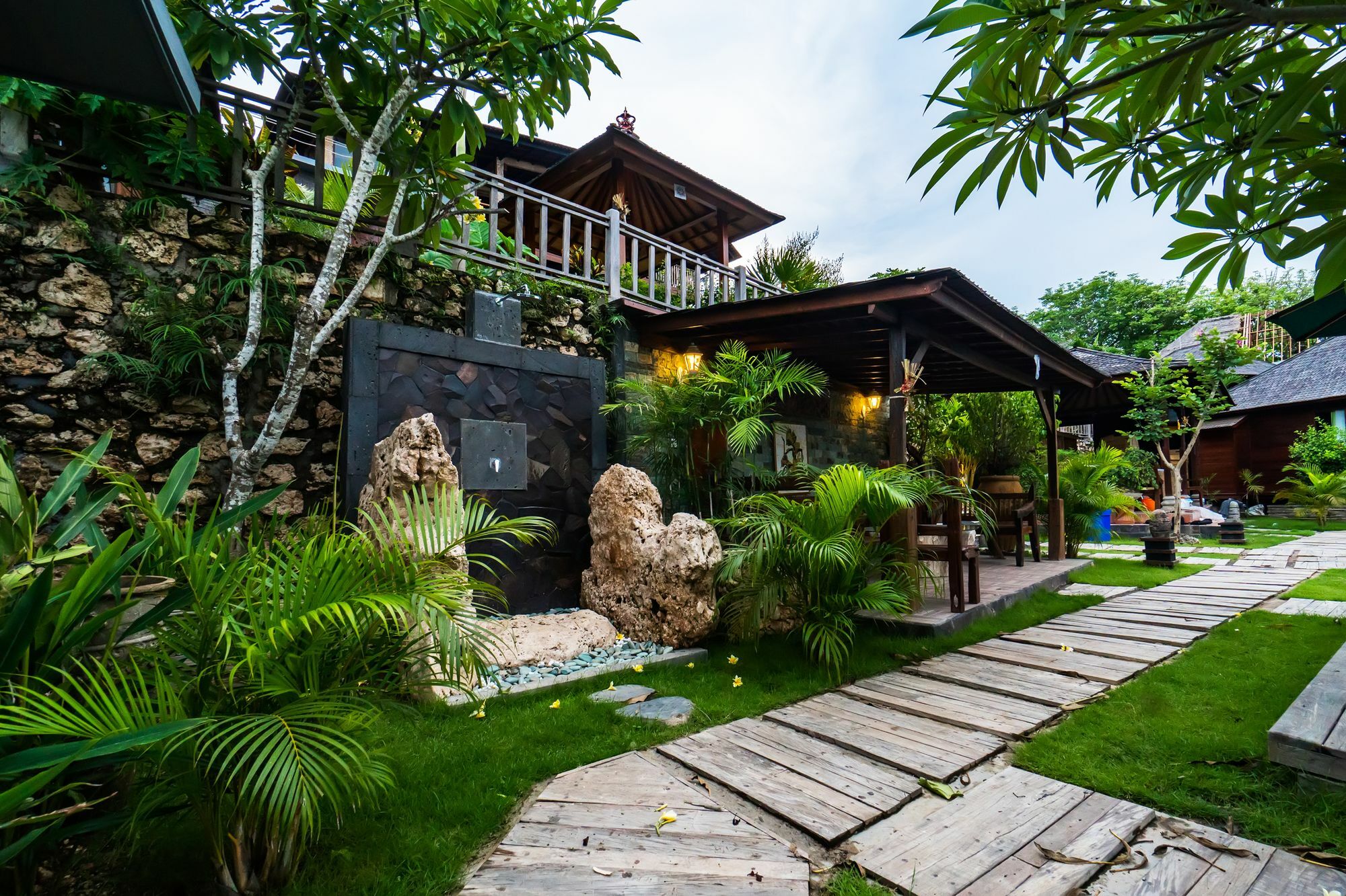 Jenggala Hill Hotel Nusa Lembongan Kültér fotó